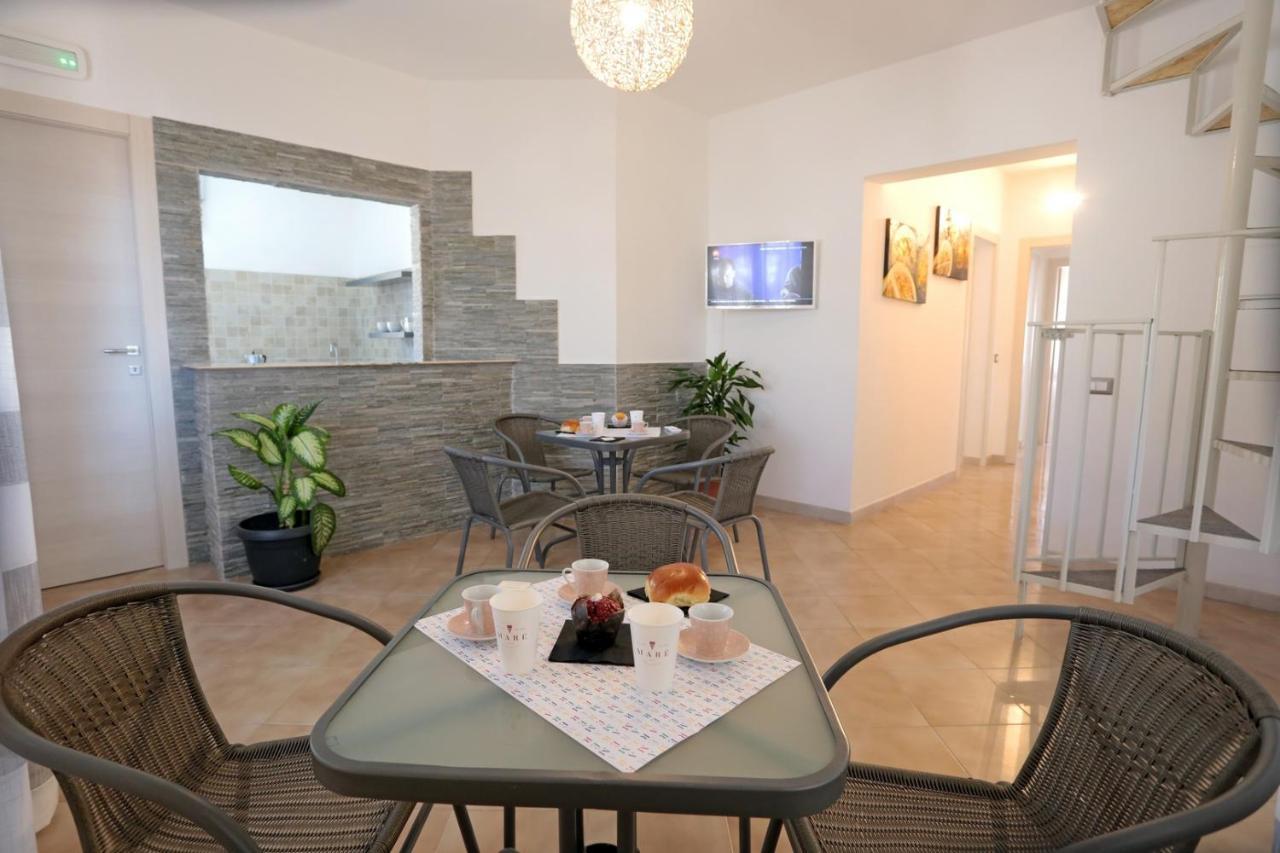 Terramare Punta Braccetto Bed and Breakfast Buitenkant foto